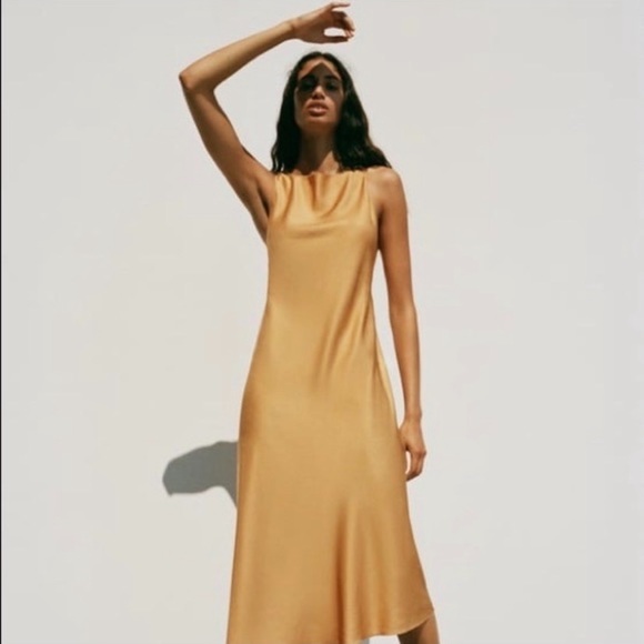 ZARA GOLD LINEN BLEND BIAS CUT RUSTIC MIDI DRESS
SIZE SMALL - Picture 4 of 11